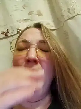 Kiss Eva online show from January 2, 2025, 9:39 pm