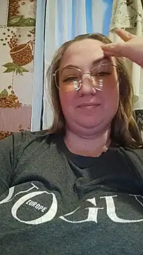 Kiss Eva online show from January 4, 2025, 2:46 pm