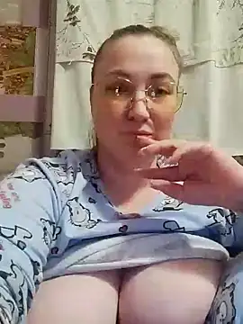 Kiss Eva online show from January 31, 2025, 6:03 pm