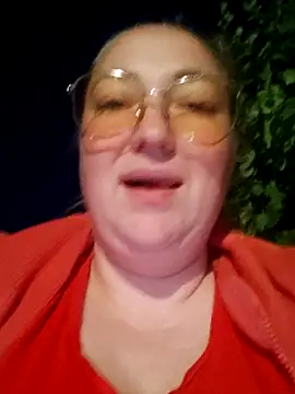 Kiss Eva online show from September 8, 2025, 5:23 pm