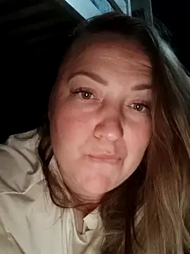 Kiss Eva online show from October 8, 2025, 9:01 pm