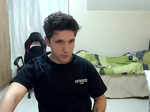 Snapshot of 2handsomemann chatting on September 16, 2025, 7:37 pm 2handsomemann online show from September 16, 2025, 7:37 pm