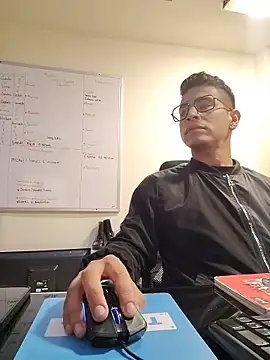 Juann-cock online show from February 21, 2026, 11:33 am