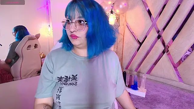 Snapshot of Lilith_curvy chatting on October 3, 2025, 8:06 pm Lilith curvy online show from October 3, 2025, 8:06 pm