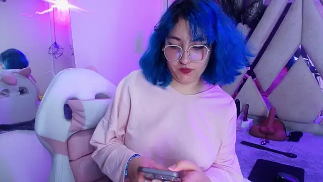 Snapshot of Lilith_curvy chatting on November 2, 2025, 8:00 pm Lilith curvy online show from November 2, 2025, 8:00 pm