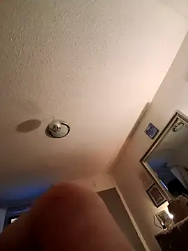 Snapshot of Youngcum88 chatting on October 12, 2025, 6:56 am Youngcum88 online show from October 12, 2025, 6:56 am