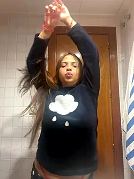 Snapshot of ChartedHallway chatting on December 1, 2025, 1:32 am ChartedHallway online show from December 1, 2025, 1:32 am