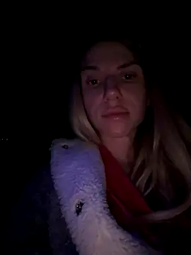 Snapshot of Prettie_Katrin chatting on November 14, 2025, 3:55 pm Prettie Katrin online show from November 14, 2025, 3:55 pm