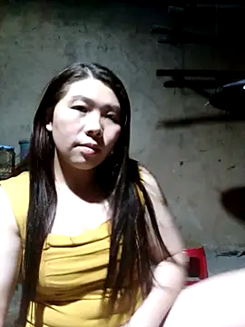 quynhkoolbae online show from November 11, 2025, 1:44 pm