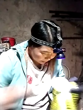 quynhkoolbae online show from March 13, 2026, 2:29 am