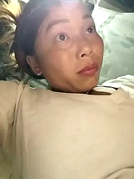 Annaacutee online show from October 3, 2025, 12:46 pm