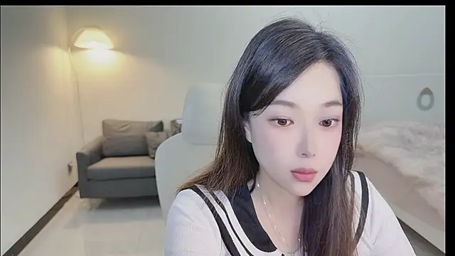 Snapshot of Maymay_ chatting on October 1, 2025, 11:11 pm Maymay online show from October 1, 2025, 11:11 pm