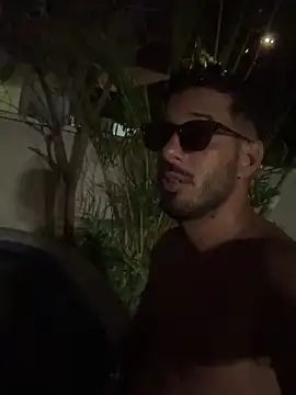 Snapshot of husbandandwifetobe chatting on September 12, 2025, 6:30 pm husbandandwifetobe online show from September 12, 2025, 6:30 pm