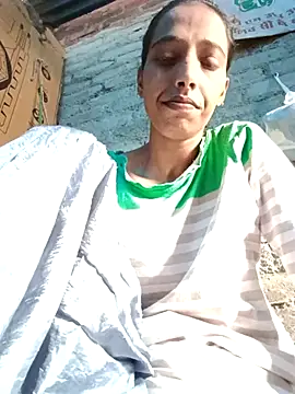 Snapshot of Pinki_thakur_1 chatting on September 23, 2025, 11:24 am Pinki thakur 1 online show from September 23, 2025, 11:24 am