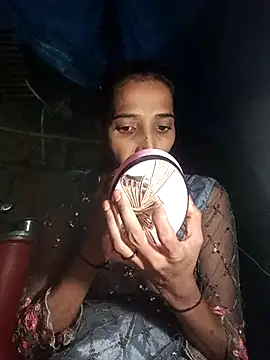 Snapshot of Pinki_thakur_1 chatting on October 2, 2025, 6:15 pm Pinki thakur 1 online show from October 2, 2025, 6:15 pm