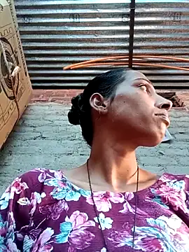 Snapshot of Pinki_thakur_1 chatting on October 12, 2025, 10:14 am Pinki thakur 1 online show from October 12, 2025, 10:14 am