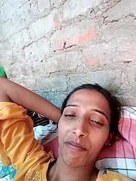 Snapshot of Pinki_thakur_1 chatting on October 18, 2025, 5:43 am Pinki thakur 1 online show from October 18, 2025, 5:43 am