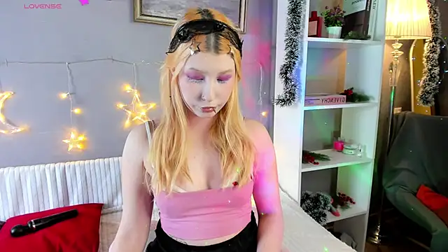 VelvetBlitz online show from January 13, 2026, 10:37 pm