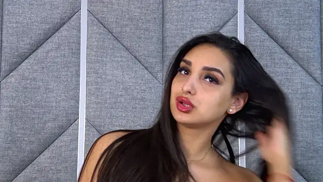 Kimberlymav online show from March 14, 2026, 5:13 am