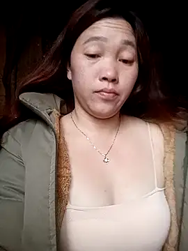 miumiu 00 online show from December 2, 2025, 12:16 am