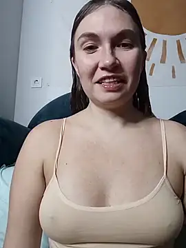 KisaVixen online show from November 7, 2025, 5:46 pm