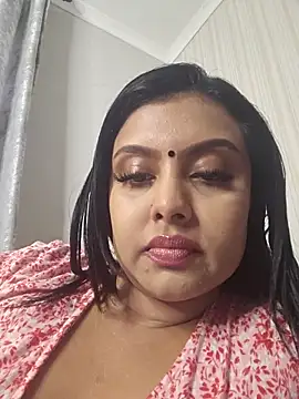 Indian GlowingMiax online show from November 10, 2025, 5:06 am