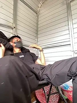 Snapshot of linh21107 chatting on October 26, 2025, 5:57 am linh21107 online show from October 26, 2025, 5:57 am