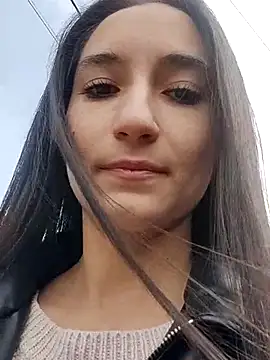 CarolinaBlair online show from April 13, 2026, 11:37 am