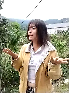 linda bae00 online show from December 14, 2025, 1:33 am