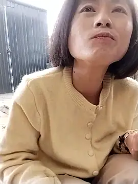 linda bae00 online show from January 9, 2026, 1:52 am