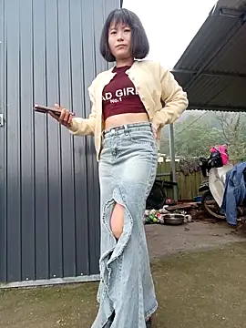 Snapshot of linda_bae00 chatting on March 16, 2026, 12:49 am linda bae00 online show from March 16, 2026, 12:49 am