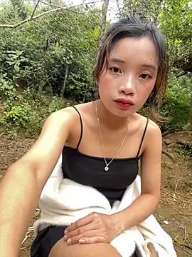 beobeo 2xx online show from October 13, 2025, 2:11 am