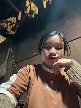 Snapshot of beobeo_2xx chatting on March 22, 2026, 2:37 am beobeo 2xx online show from March 22, 2026, 2:37 am