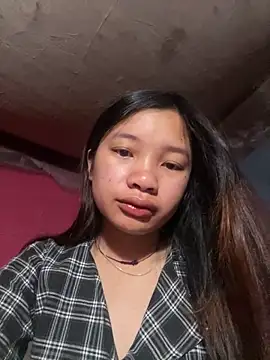 Snapshot of beobeo_2xx chatting on April 3, 2026, 11:14 pm beobeo 2xx online show from April 3, 2026, 11:14 pm