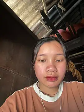 Snapshot of beobeo_2xx chatting on April 7, 2026, 2:23 am beobeo 2xx online show from April 7, 2026, 2:23 am