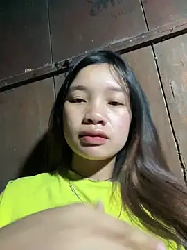 Snapshot of beobeo_2xx chatting on April 11, 2026, 10:47 pm beobeo 2xx online show from April 11, 2026, 10:47 pm