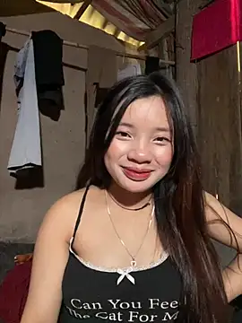 Snapshot of beobeo_2xx chatting on April 14, 2026, 1:44 am beobeo 2xx online show from April 14, 2026, 1:44 am