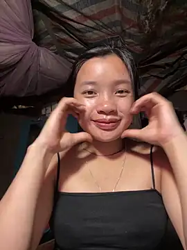 Snapshot of beobeo_2xx chatting on April 16, 2026, 11:00 am beobeo 2xx online show from April 16, 2026, 11:00 am