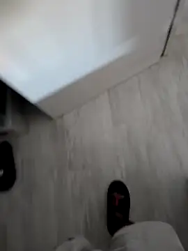 Snapshot of xxxfeo chatting on September 17, 2025, 1:57 pm xxxfeo online show from September 17, 2025, 1:57 pm