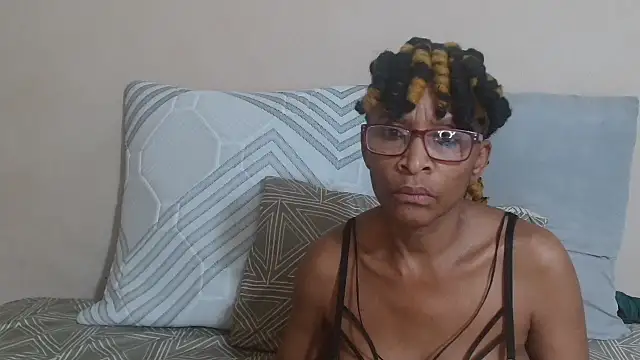 Snapshot of SugarPoppy24xxx chatting on September 30, 2025, 6:07 am SugarPoppy24xxx online show from September 30, 2025, 6:07 am