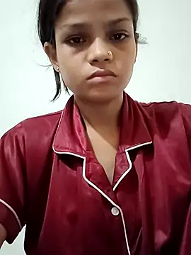 Komal0099 online show from September 26, 2025, 2:48 am