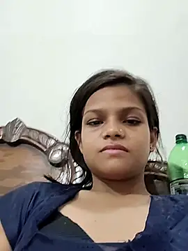 Komal0099 online show from October 7, 2025, 2:42 am