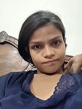 Komal0099 online show from October 28, 2025, 3:36 pm