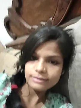 Komal0099 online show from November 1, 2025, 12:40 pm