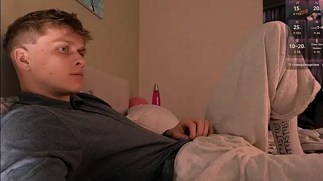 Snapshot of TalkingHead_0_ chatting on October 3, 2025, 10:01 am TalkingHead 0 online show from October 3, 2025, 10:01 am