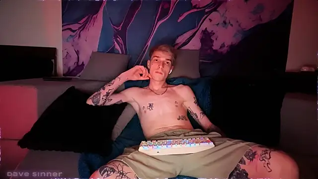 davesinner online show from July 22, 2026, 9:17 pm