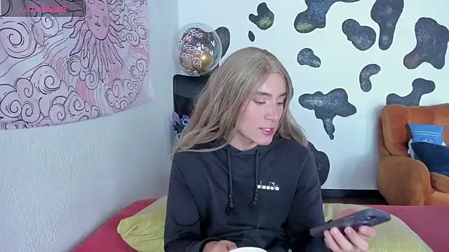 Snapshot of brihanna_cooper chatting on October 30, 2025, 1:45 pm brihanna cooper online show from October 30, 2025, 1:45 pm