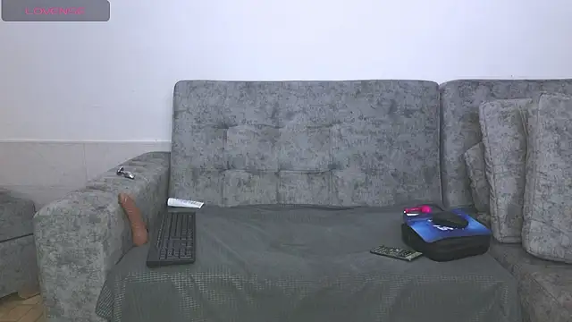 adahira08 online show from February 22, 2026, 4:35 am