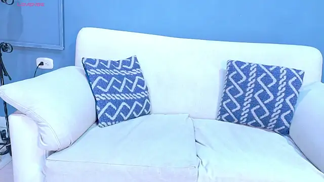 Snapshot of Daiisy_kiss chatting on October 28, 2025, 1:09 am Daiisy kiss online show from October 28, 2025, 1:09 am