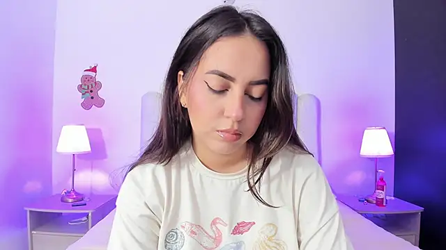 SofieBunnie online show from March 26, 2026, 11:10 pm